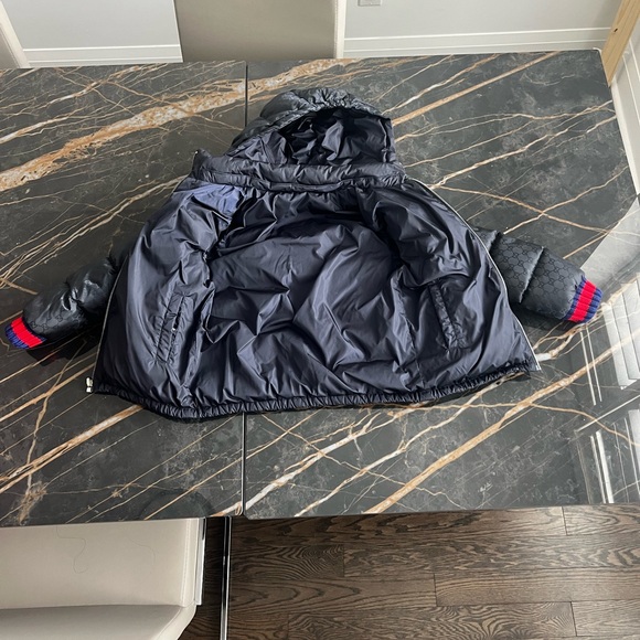 Authentic Gucci coat - Picture 3 of 5